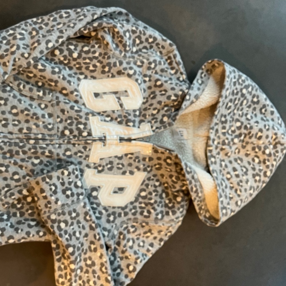 Girls gap hoodie
